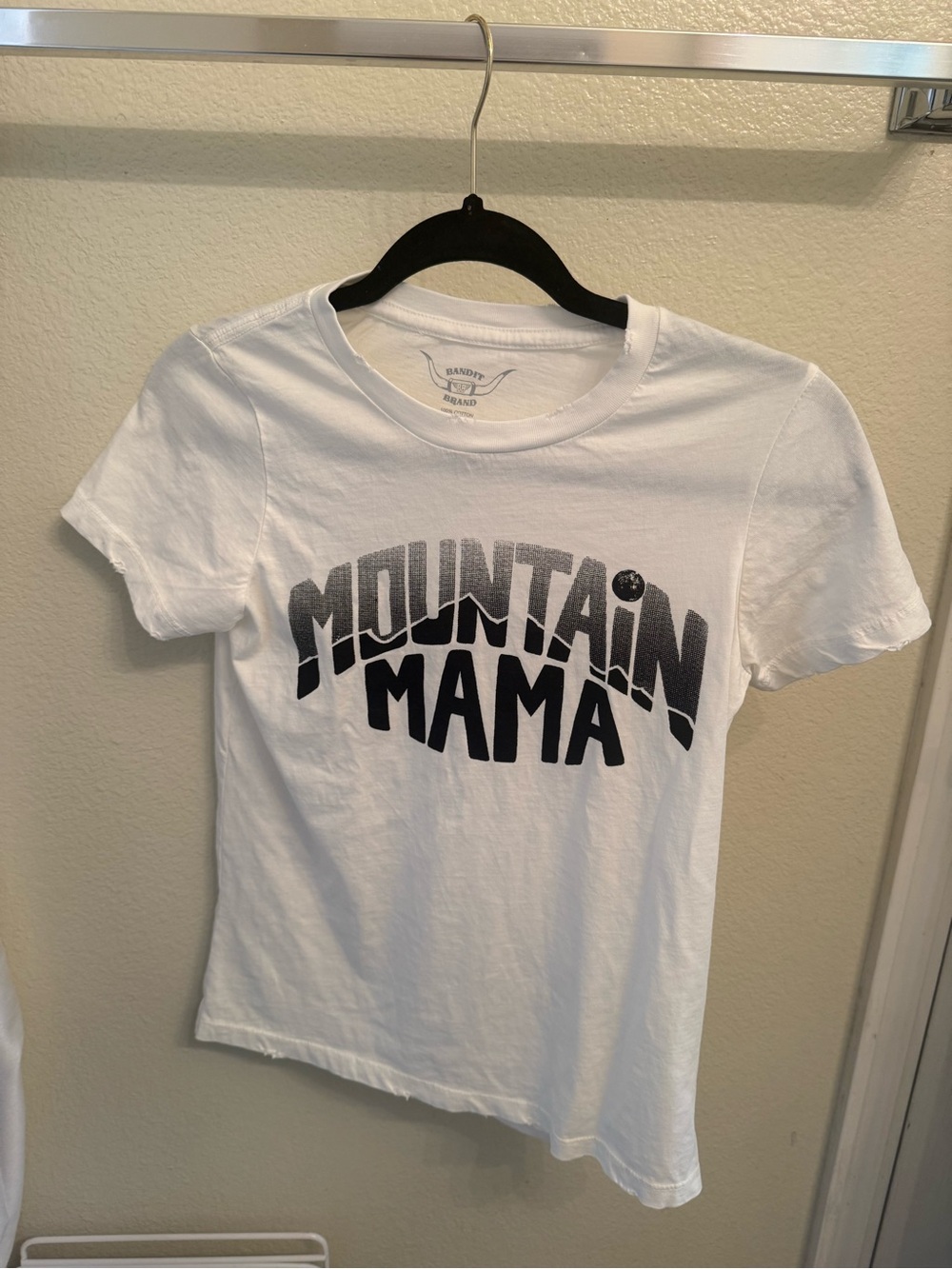 Mountain Mama Women's White Graphic Tee